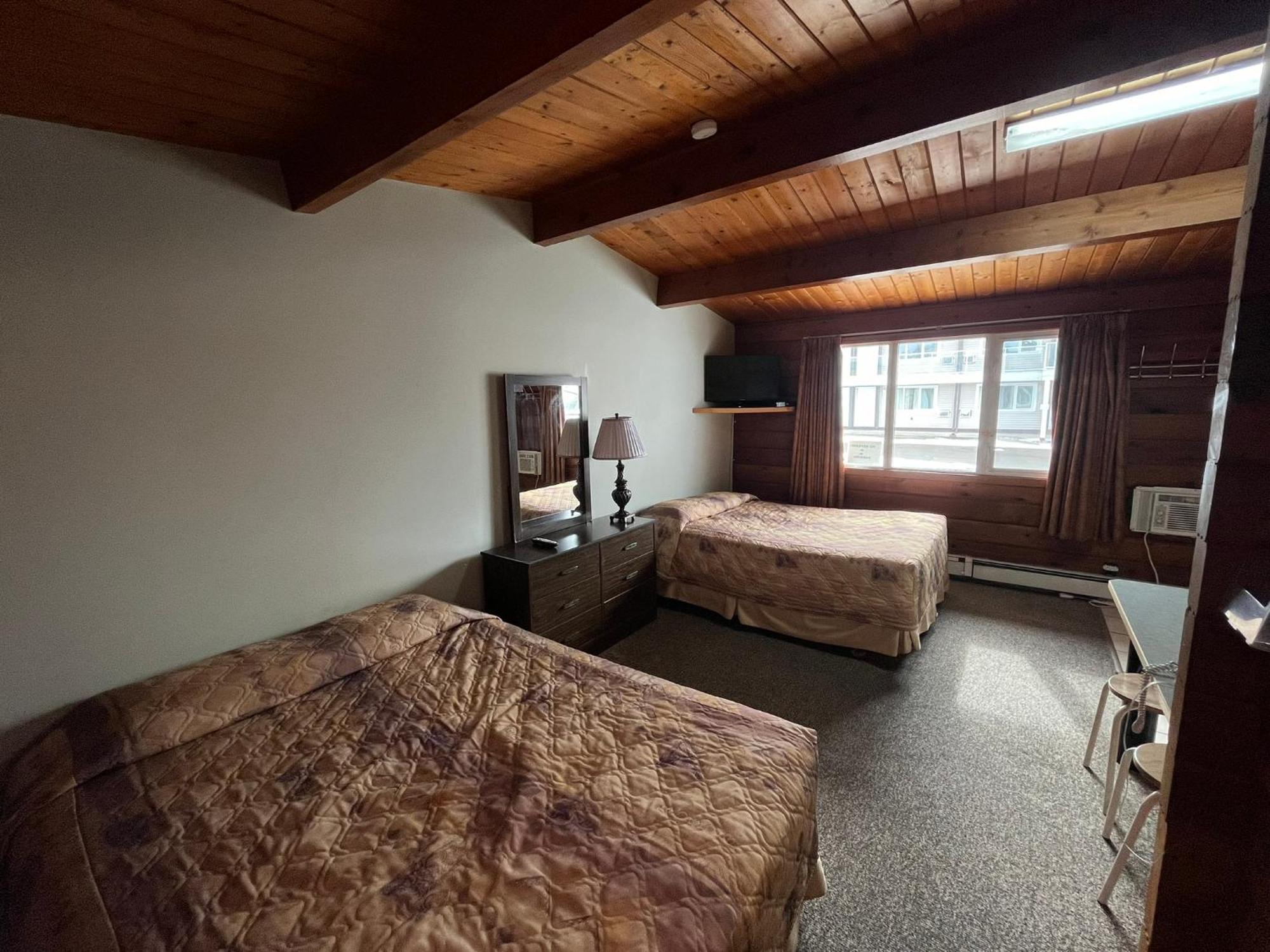 Raccoon Lodge Motel Sylvan Lake Εξωτερικό φωτογραφία
